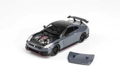 MOTORHELIX 2024 Nissan GT-R R35 NISMO Diecast Model Car 1:64